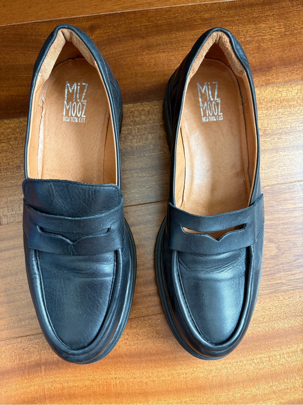 Miz Mooz Black Leather Loafers, Size 40 EU / 9-9.5 US